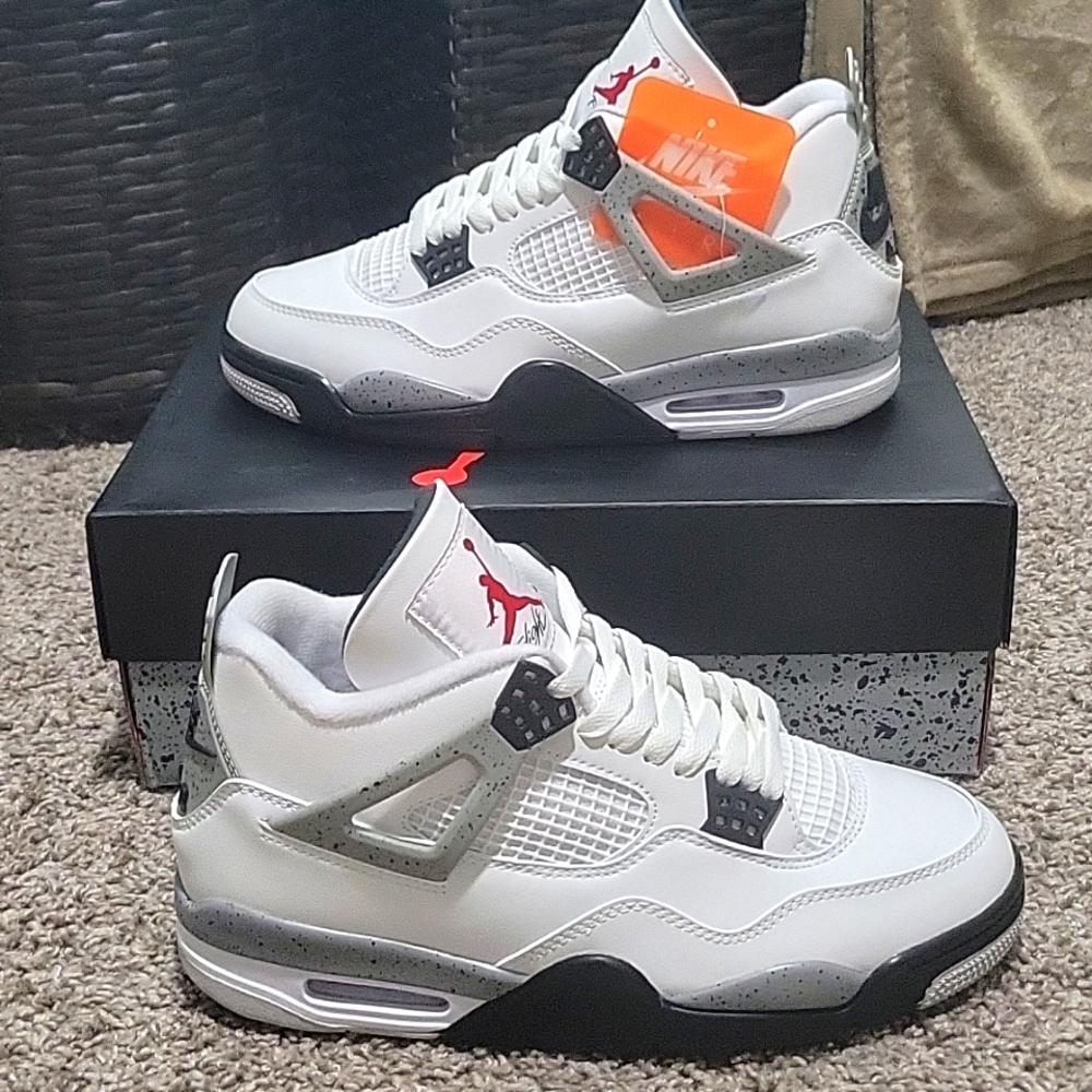 Jordan 4 Retro 'White Cement' (2025)